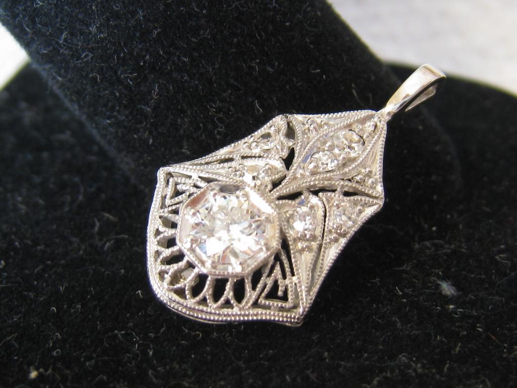 Pictures for Rambling Rose Estate Jewelry in Orange, CA 92866